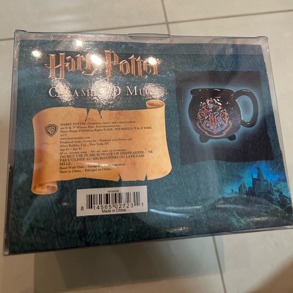 NWT Harry Potter cauldron mug - Picture 3 of 4